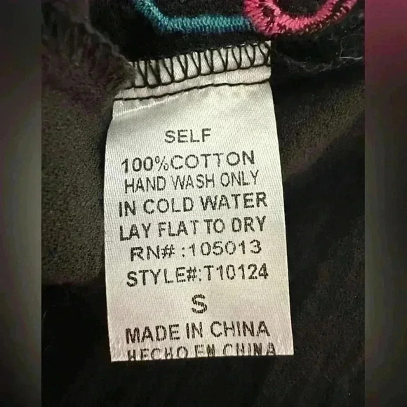 Savanna Jane Embroidered Tile Design Top (332) - Picture 13 of 13